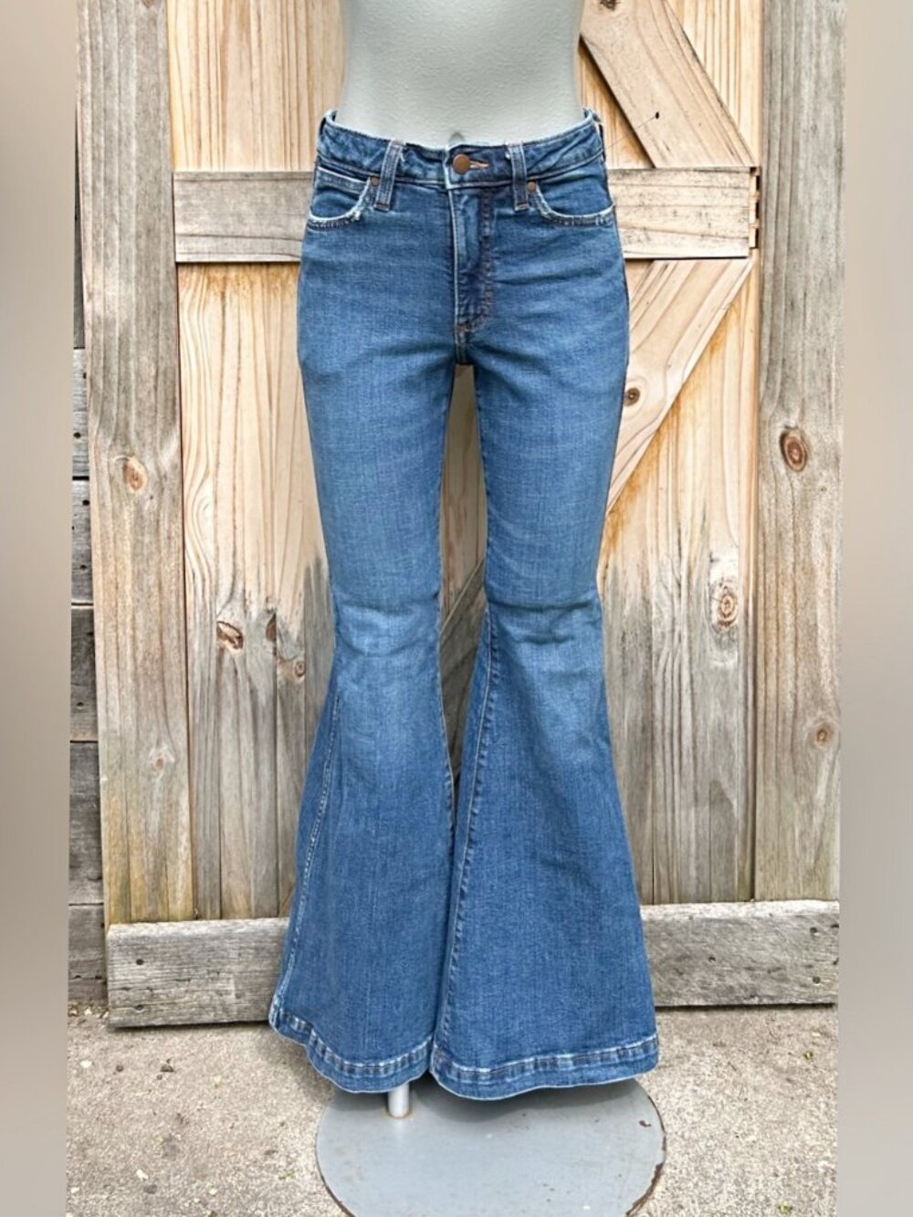 Wrangler Retro High Rise Trumpet Stretch Denim Flare Bell Trumpet Jeans~26x30.5